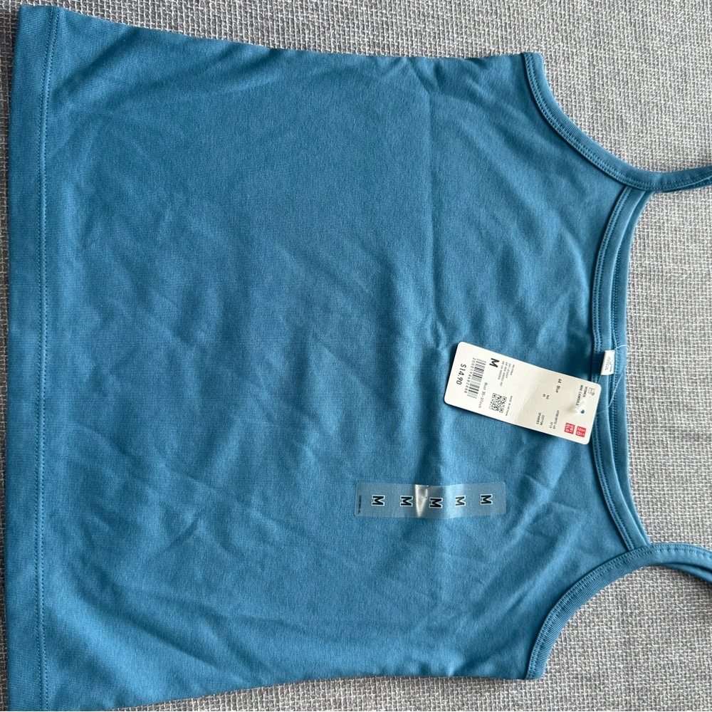 Uniqlo Women's Blue Tank Top